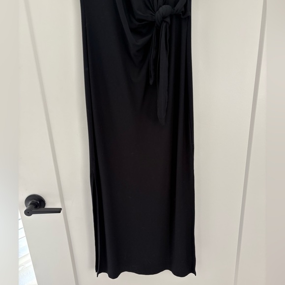 Wilfred Classic Black Maxi Dress - Picture 4 of 7